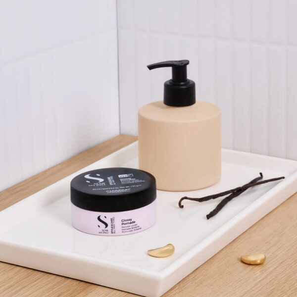Glossy Pomade 90ml